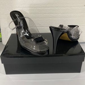 Beverly Feldman clear Slingback